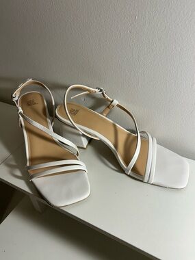 White Heels - Wild Fable